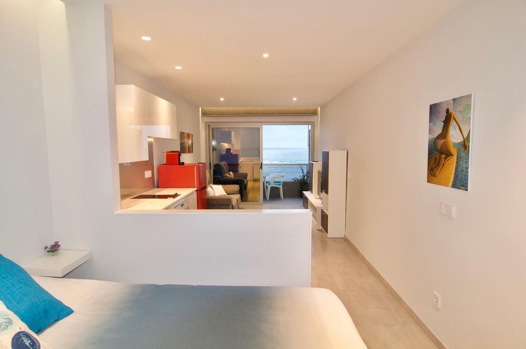 Frontline With Blue Views Apartment Las Palmas de Gran Canaria Exterior photo